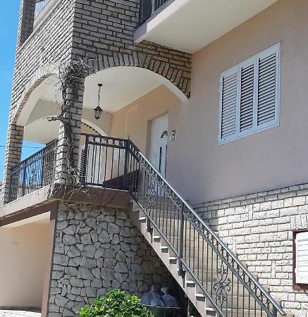 Apartments Meri Шибеник Екстер'єр фото