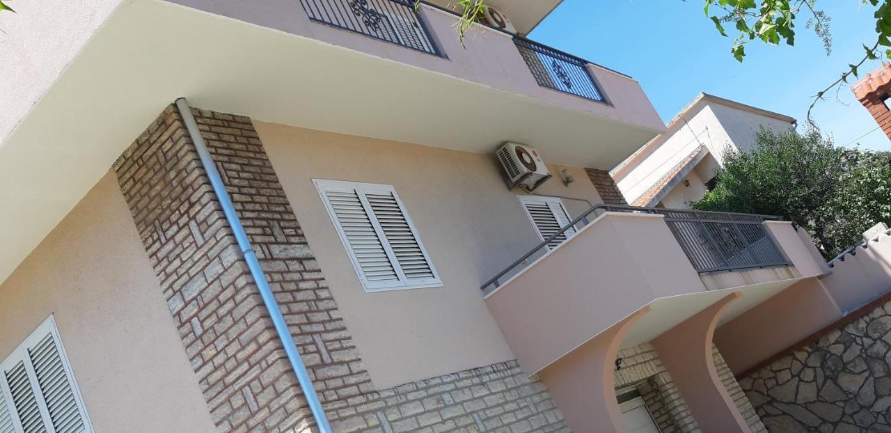 Apartments Meri Шибеник Екстер'єр фото