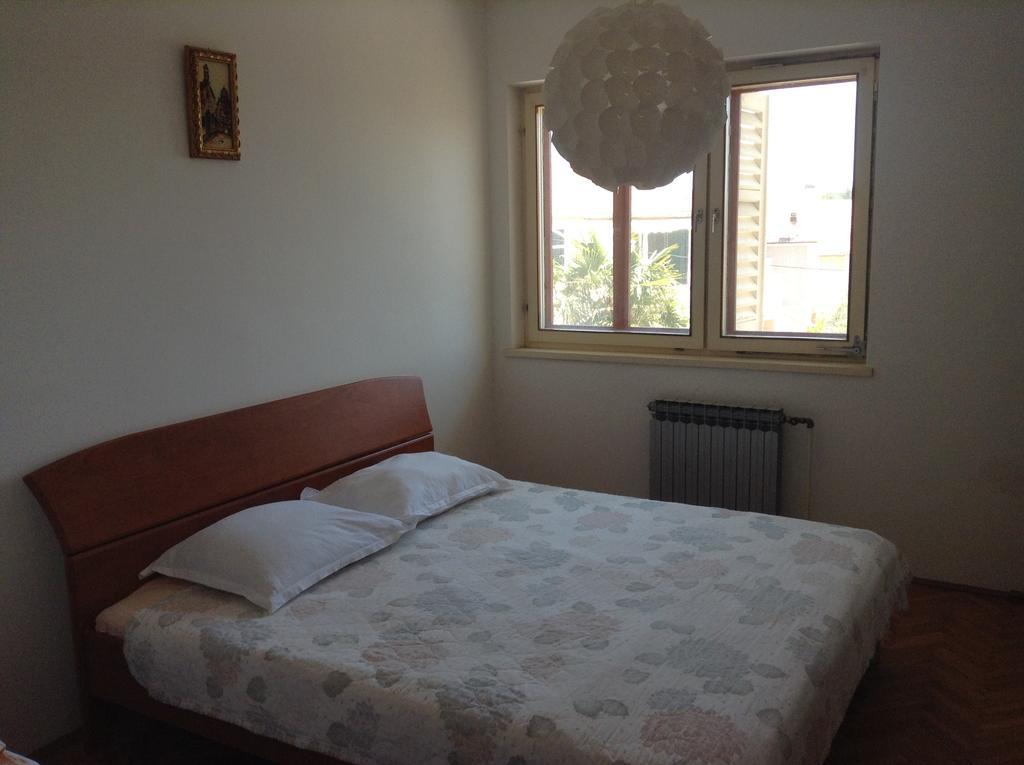 Apartments Meri Шибеник Екстер'єр фото