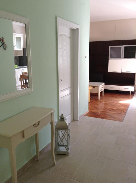 Apartments Meri Шибеник Екстер'єр фото