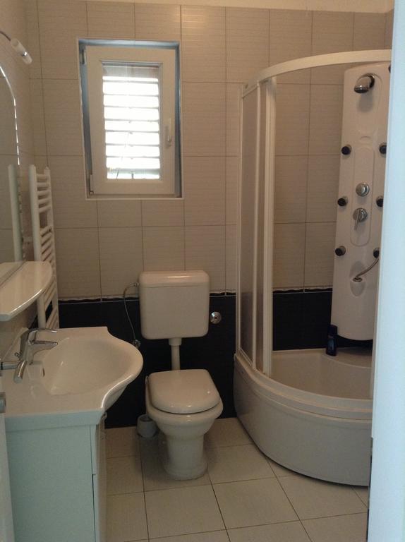 Apartments Meri Шибеник Екстер'єр фото